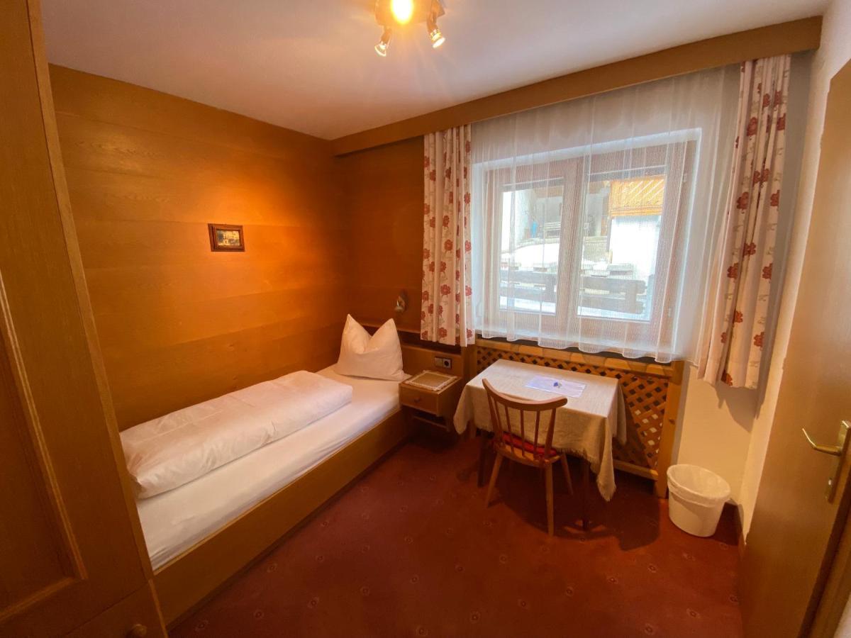 Pension Kandaharblick Pettneu am Arlberg Extérieur photo